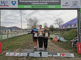 Юная велосипедистка ДНР завоевала золотой
