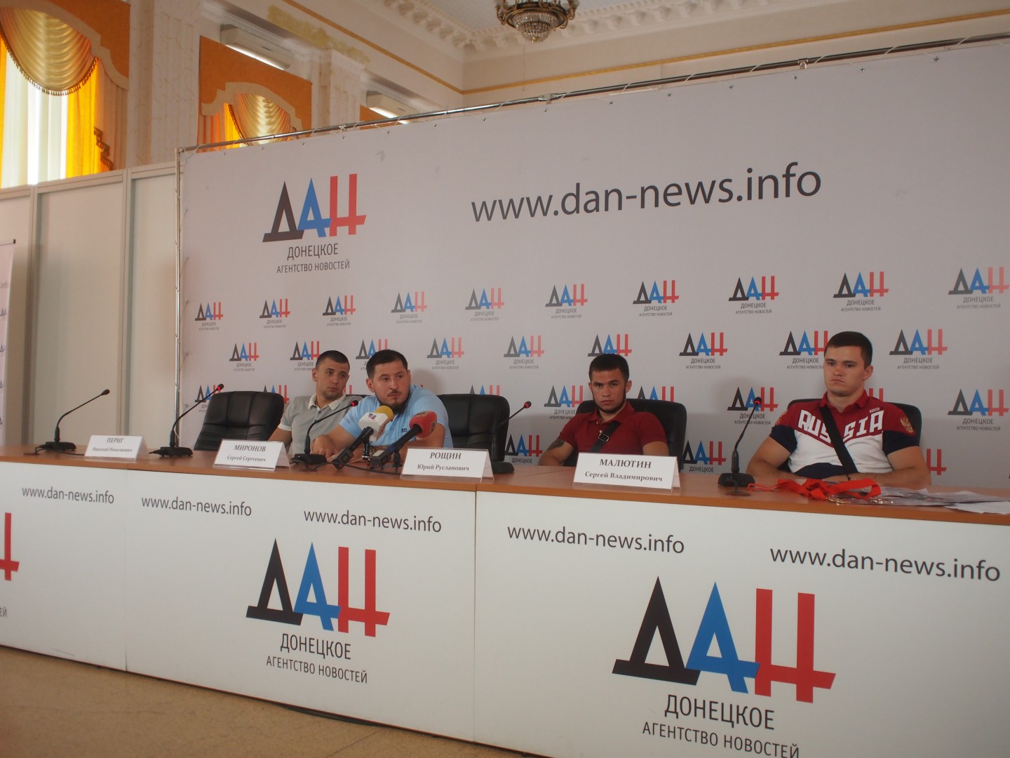 Как выступила сборная ДНР на Кубке мира по ММА  рассказали на пресс-конференции в Донецке