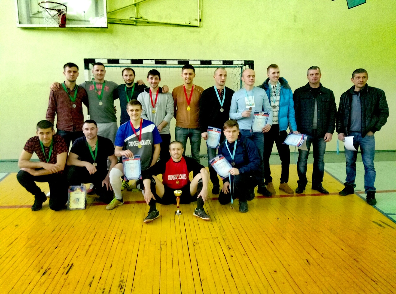 Спортсмены сельских районов Донбасса разделили трофеи на турнире по футзалу