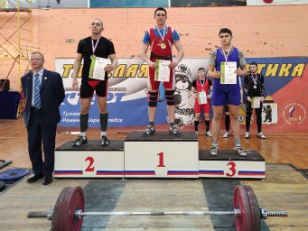Тяжелоатлеты ДНР завоевали 7 золотых медалей в Ярославской области