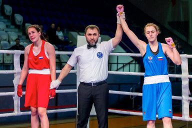Спортсменка из Дебальцево выиграла Первенство России по боксу