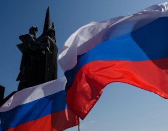 Поздравление Дениса Пушилина с Днем государственного флага Российской Федерации