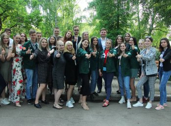 ​Вице-премьер Правительства Владимир Антонов поздравил республиканскую молодежь с праздником