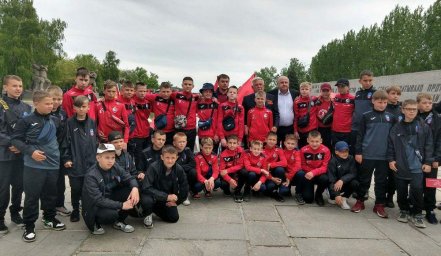 ​Сборная ДНР U-13 вернулась из поездки в Волгоград с хорошим багажом как спортивным, так и общеобразовательным.