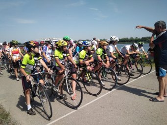 Команда ДНР выиграла Первенство Ростовской области в многодневной гонке по велоспорту на шоссе