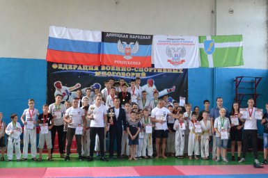В Харцызске прошли соревнования по военно – спортивным многоборьям