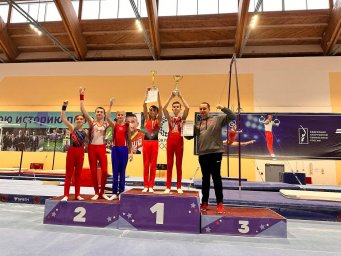 ​В первый день соревнований по спортивной гимнастике в Пензе наши спортсмены уже завоевали золото и серебро