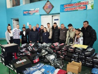 Боксеры ДНР получили форму и экипировку от Президентского Фонда Культурных Инициатив