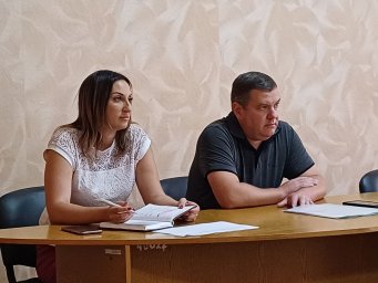 В Снежном прошла встреча директора ГУП ДНР «Туризм.Донбасс» Максима Бойкова с жителями города
