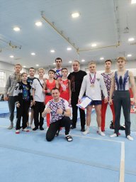 Итоги выступлений сборной ДНР по спортивной гимнастике среди мужчин, юниоров и юношей