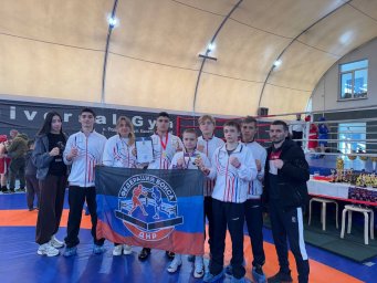 Боксеры ДНР выступили в Республике Крым