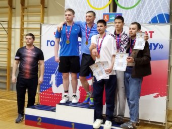 Две медали завоевали спортсмены ДНР по бадминтону