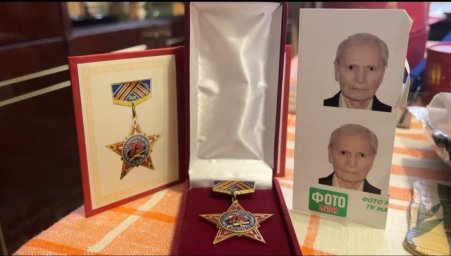 Студенческие отряды передали медаль к 75-летию победы в ВОв
