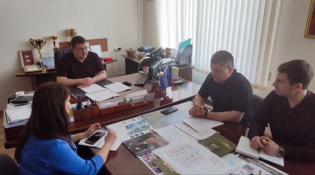 Юрий Мартынов провел встречу по реализации проекта «Детский спорт»