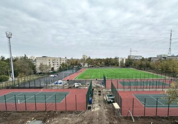 В Мариуполе полным ходом идёт восстановление здания детско-юношеской спортивной школы № 2