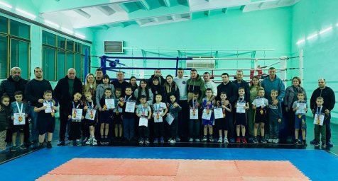 В Харцызске состоялся новогодний турнир по боксу