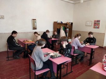 ​В Тельманово прошел турнир по шахматам и шашкам среди сборных команд ДНР