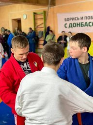 ​Чемпион мира по самбо провел мастер-класс в ДНР