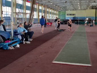 ​Легкоатлеты выполнили спортивные нормативы на чемпионате и первенстве ДНР