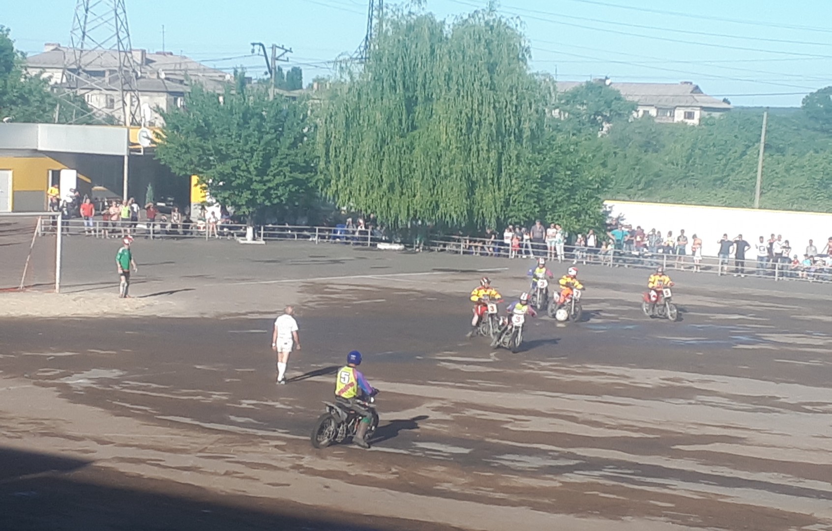 В Енакиево состоялся Кубок ДНР по мотоболу