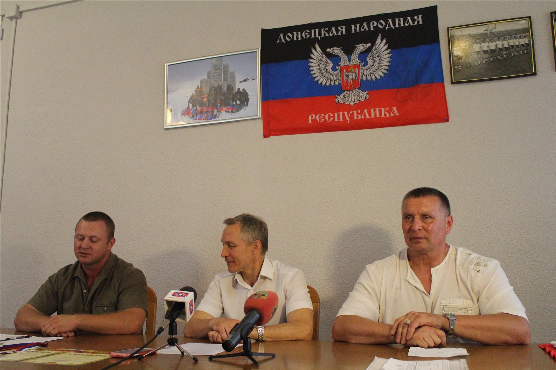 В Донецке состоялась пресс-конференция по итогу выступления команды ДНР по пауэрлифтингу в Ялте