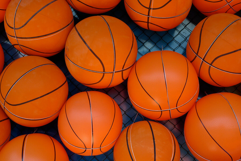 В Донецке прошел чемпионат ДНР по баскетболу среди спортсменов с нарушением слуха