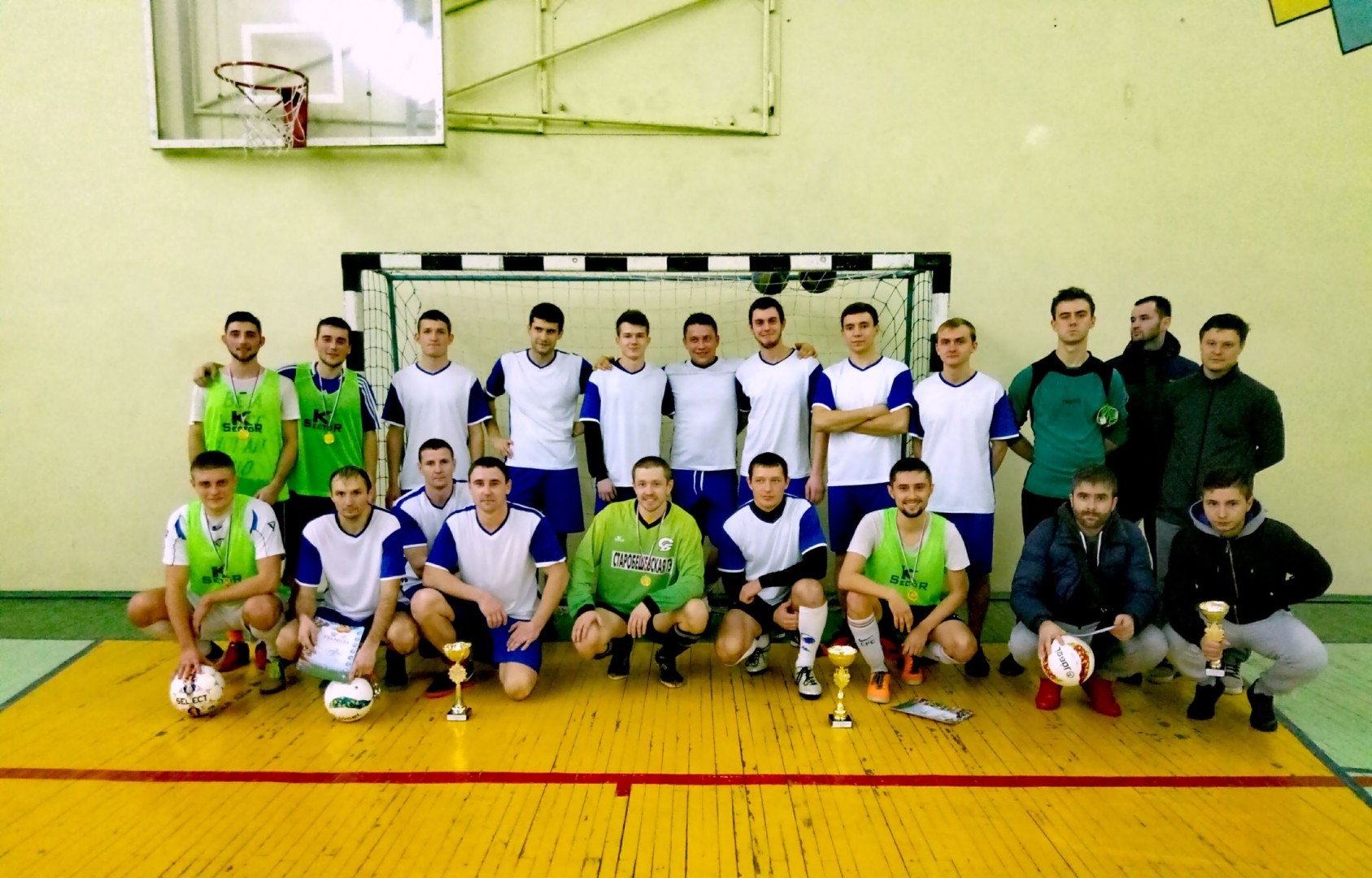 Турнир по мини-футболу среди команд сельских районов Донбасса собрал в Новом Свете 60 спортсменов