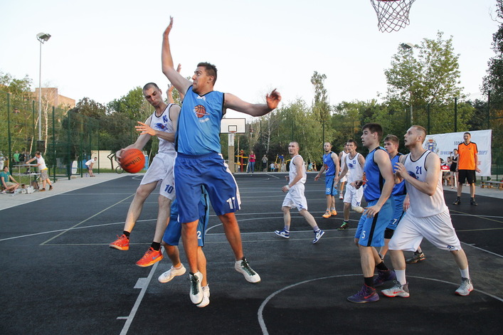 В Донецке стартовала Летняя баскетбольная лига с участием спортсменов из Донецкой области
