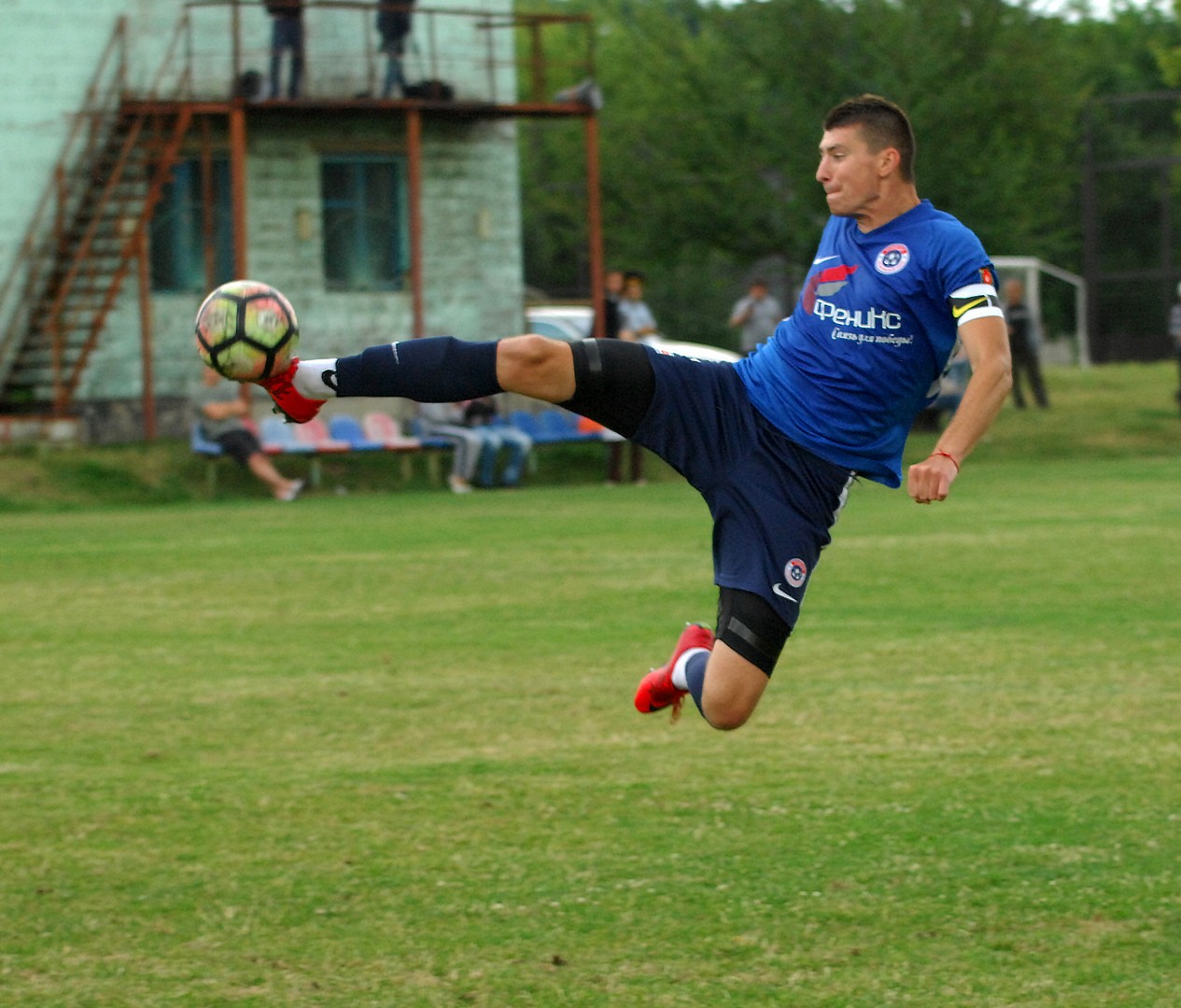 Обзор матчей 3-го тура Лиги Донбасса по футболу