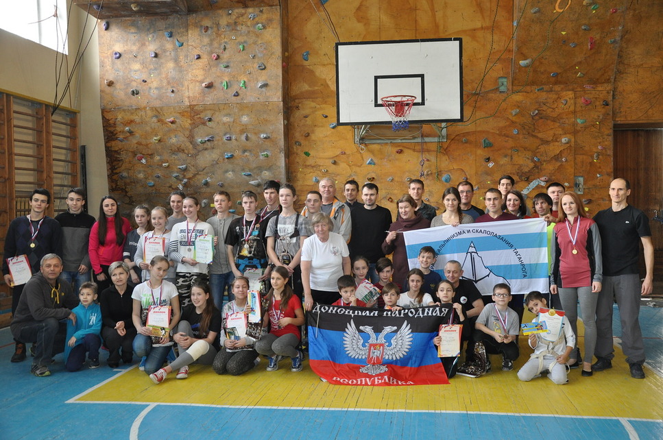 Скалолазы ДНР приняли участие в соревнованиях в Таганроге