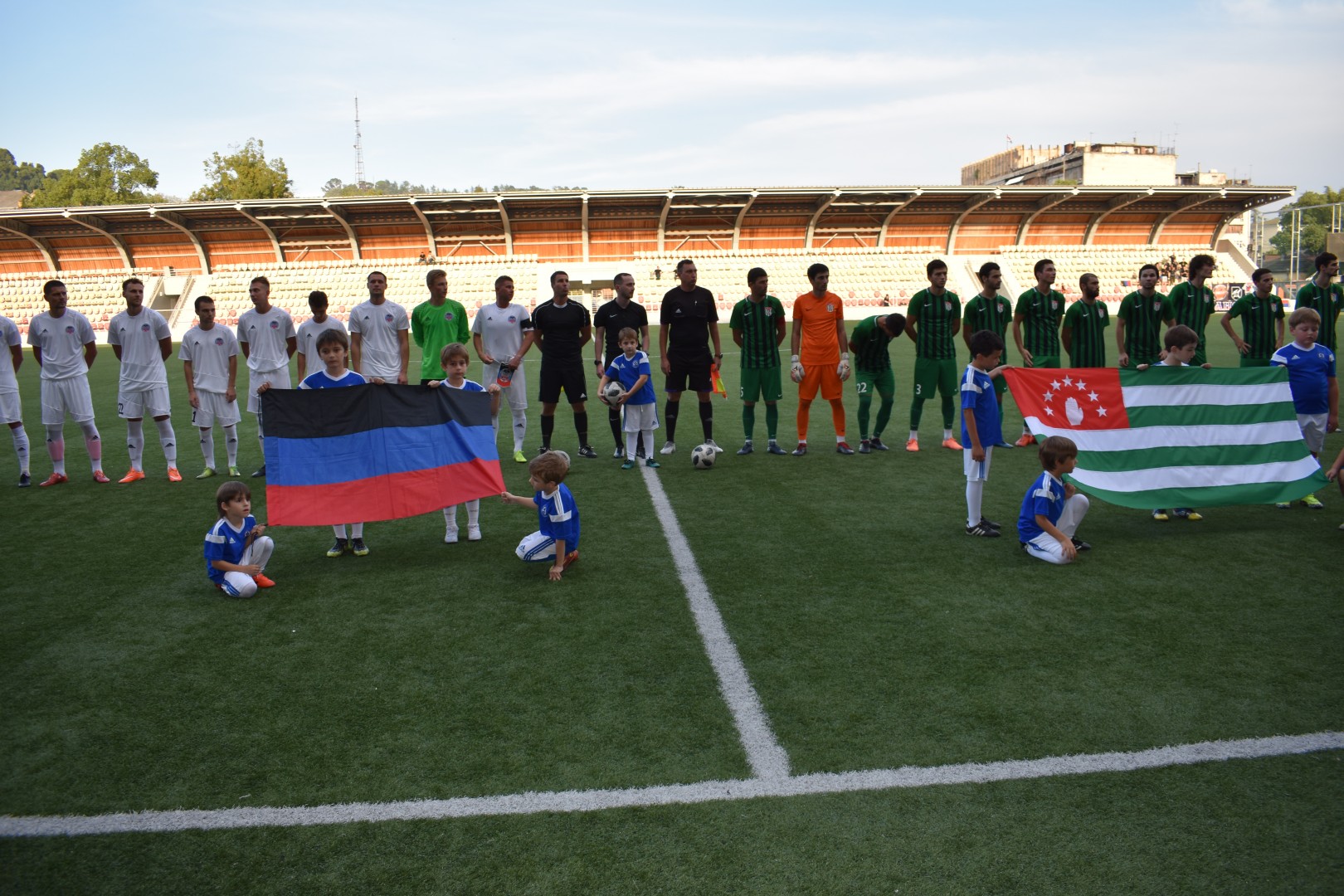 Товарищеский футбольный матч между сборными ДНР и Абхазии не состоялся по техническим причинам