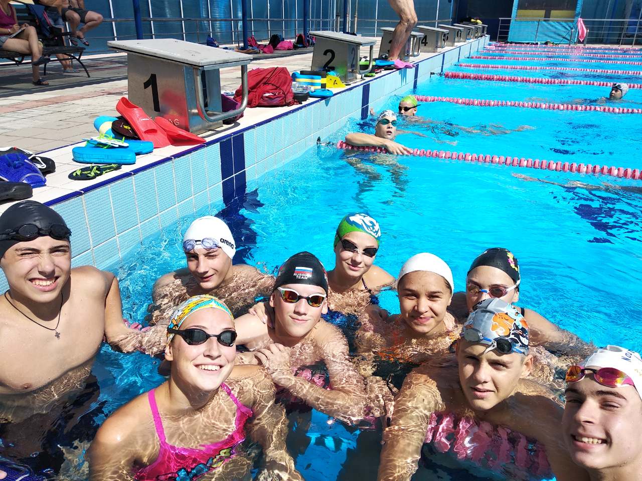 Сборная ДНР по плаванию завоевала 25 медалей в Республике Крым