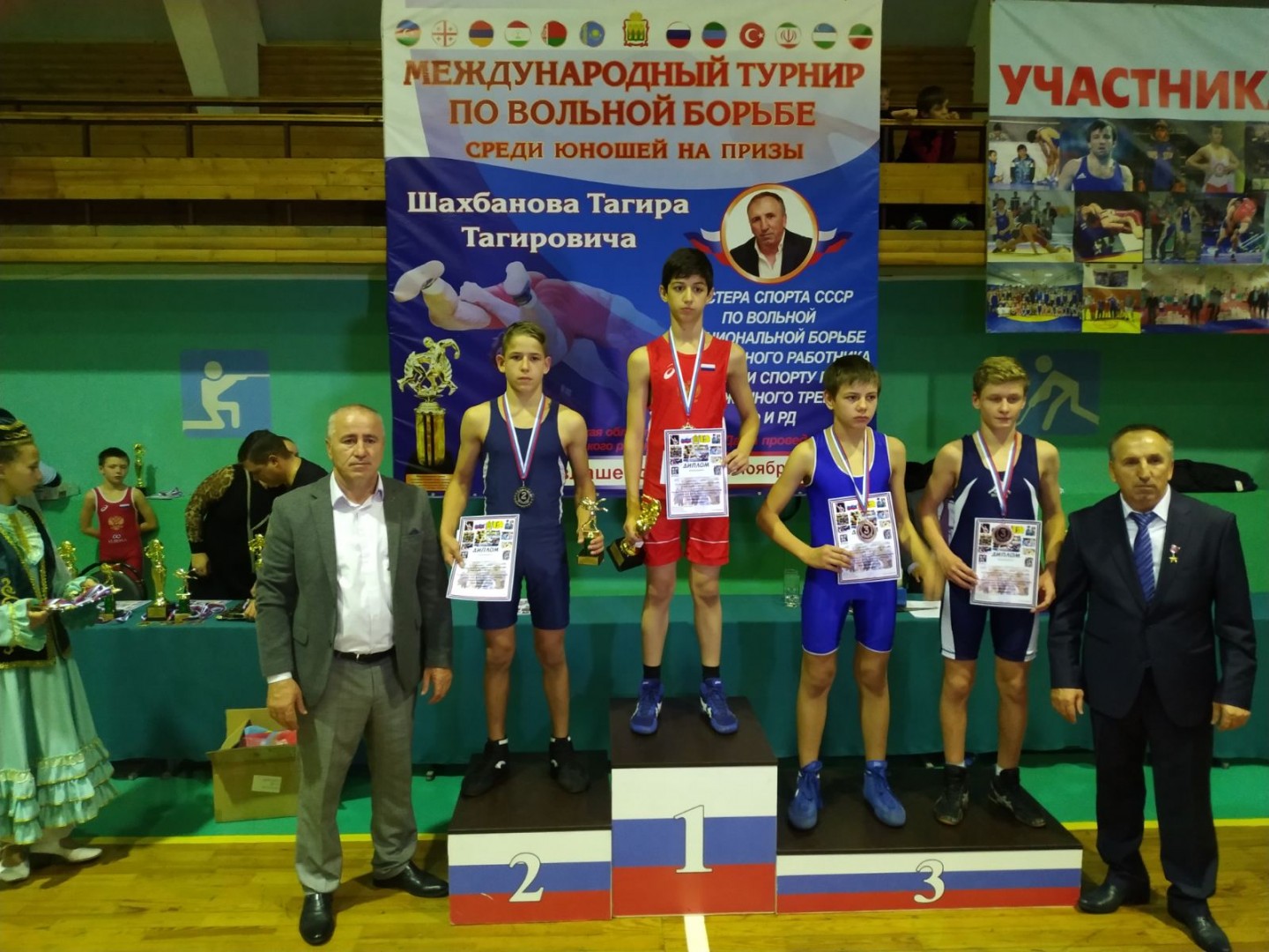 Спортсмены ДНР завоевали 4 медали на Международном турнире по вольной борьбе