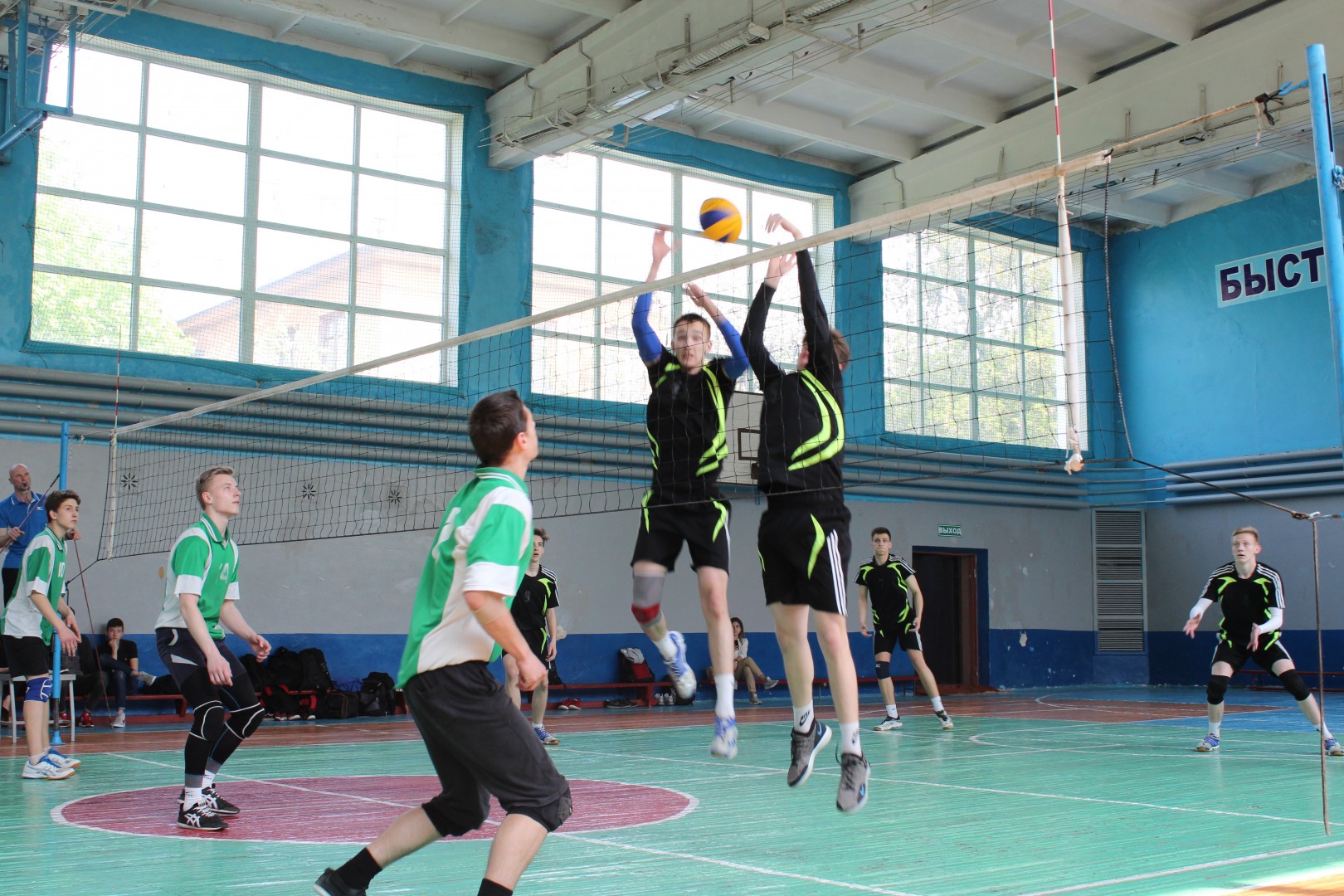 Финальные игры первенства ДНР по волейболу среди юношей