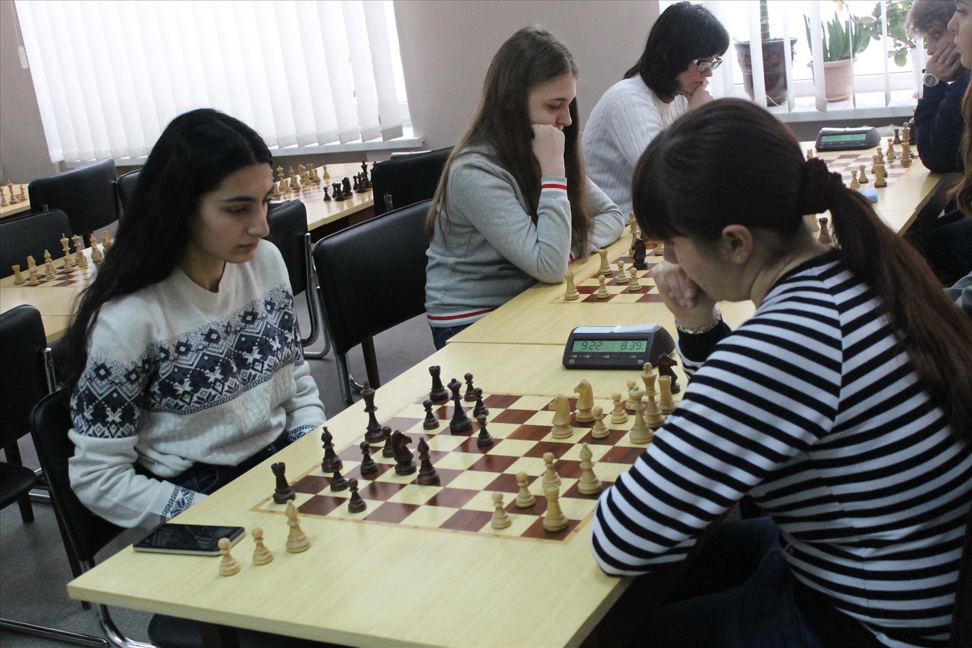 Студенты Донецка и Горловки стали победителями финала спартакиады по шахматам