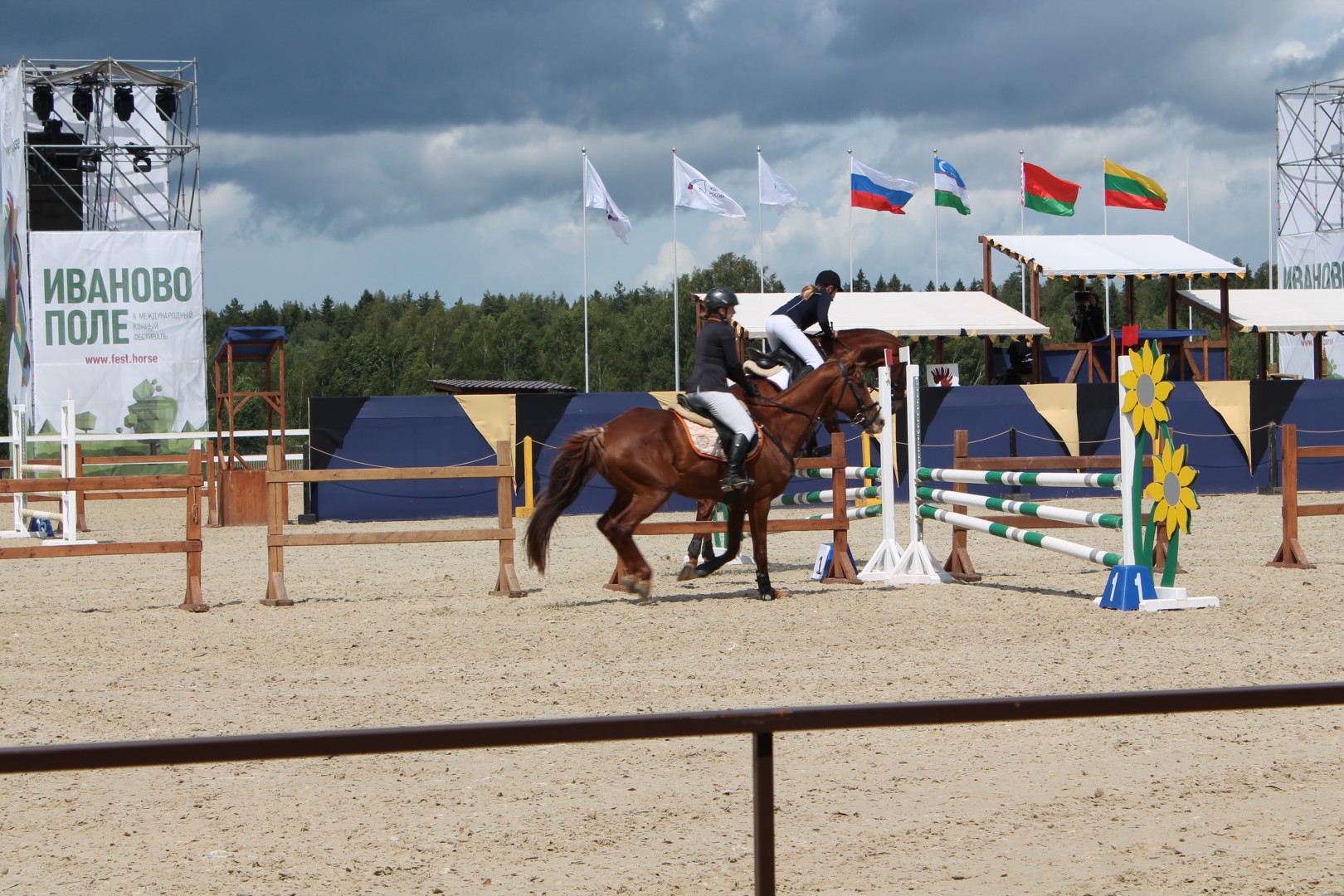 Спортивная делегация ДНР посетила Международный конный фестиваль «Иваново поле»