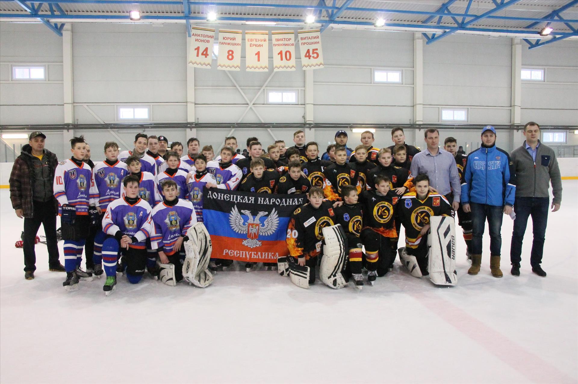 Хоккейная команда Республики сыграла ряд товарищеских игр в Московской области
