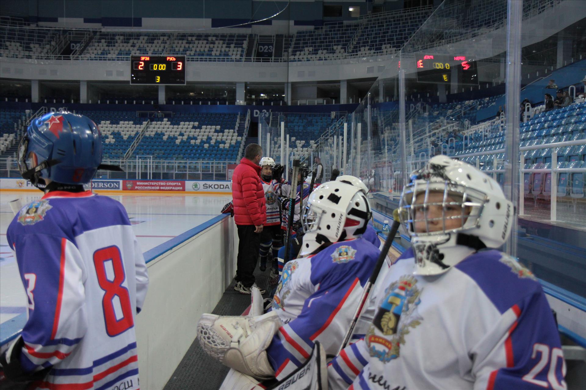 Донецкие хоккеисты завоевали «золото» и «серебро» турнира в Сочи