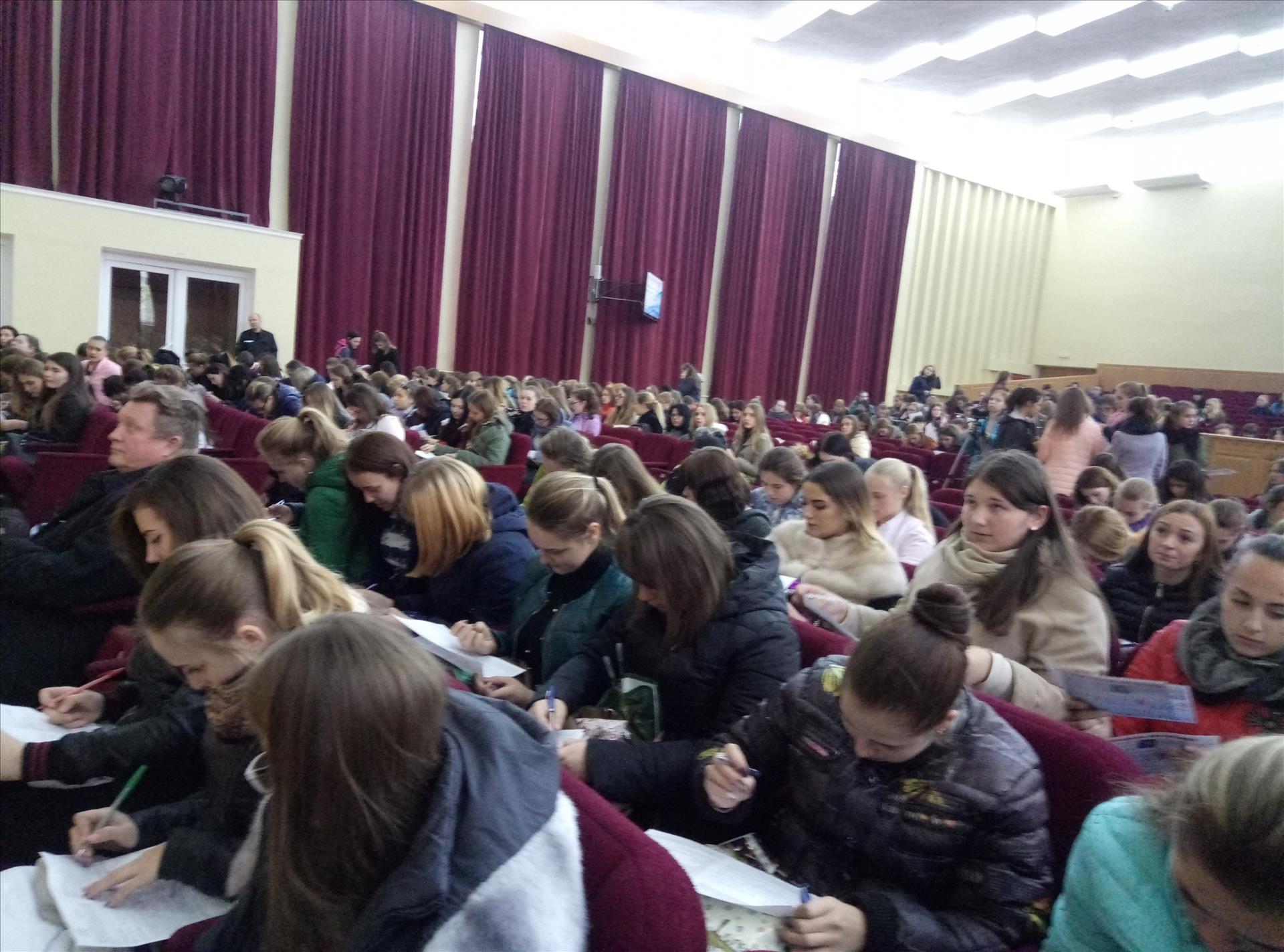 Студенты ДНР прослушали лекции-тренинги на медицинскую тематику