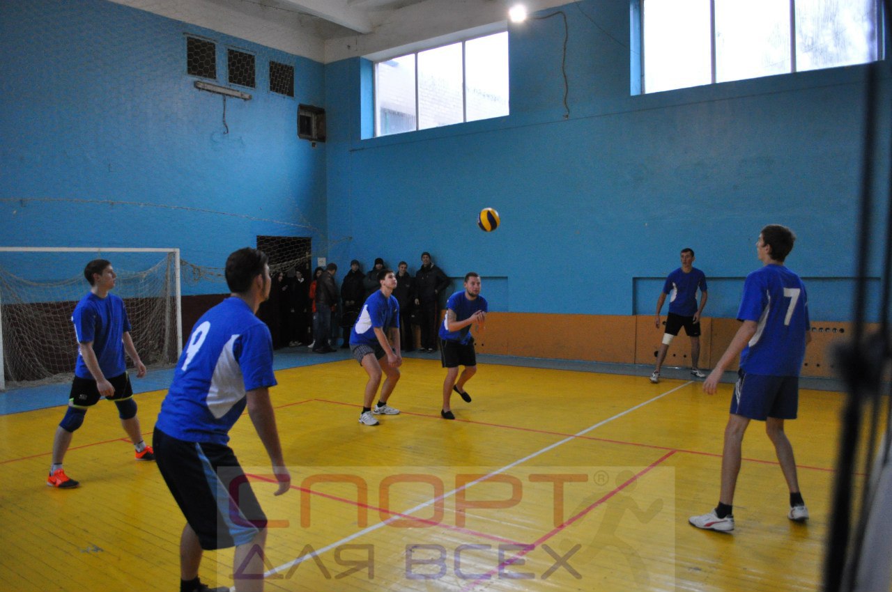 В ДНР стартовал финал II Республиканских «Студенческих спортивных игр Донбасса» по волейболу среди мужчин