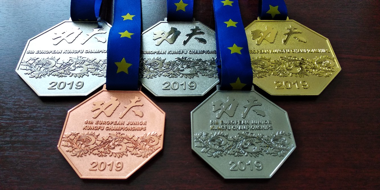 5 медалей на официальном чемпионате Европы по ушу