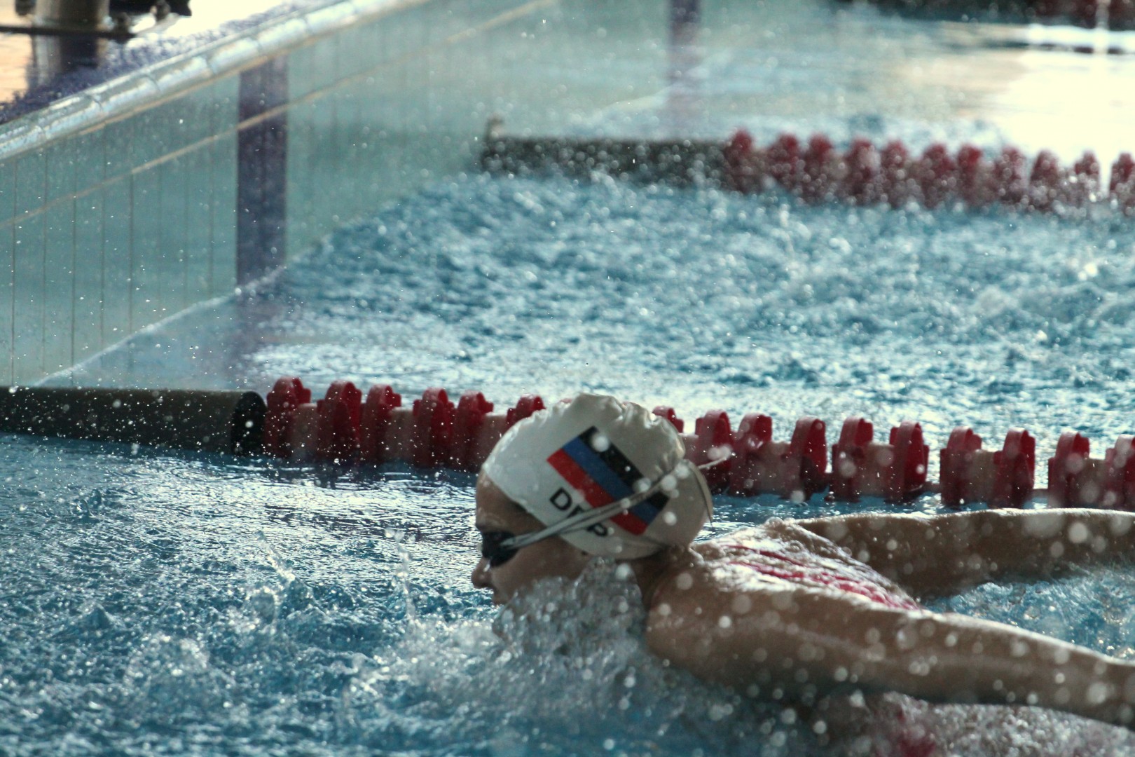 В столице ДНР прошел чемпионат по плаванию, посвященный памяти Заслуженного тренера В. Ёшина.