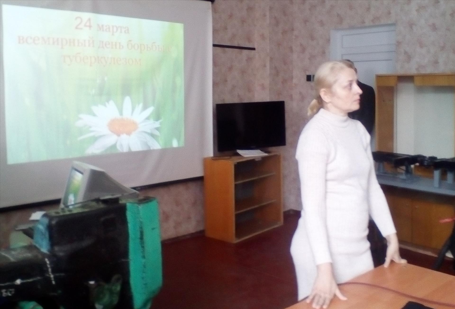 В Ясиноватой студентам Донбасса рассказали об опасности туберкулеза