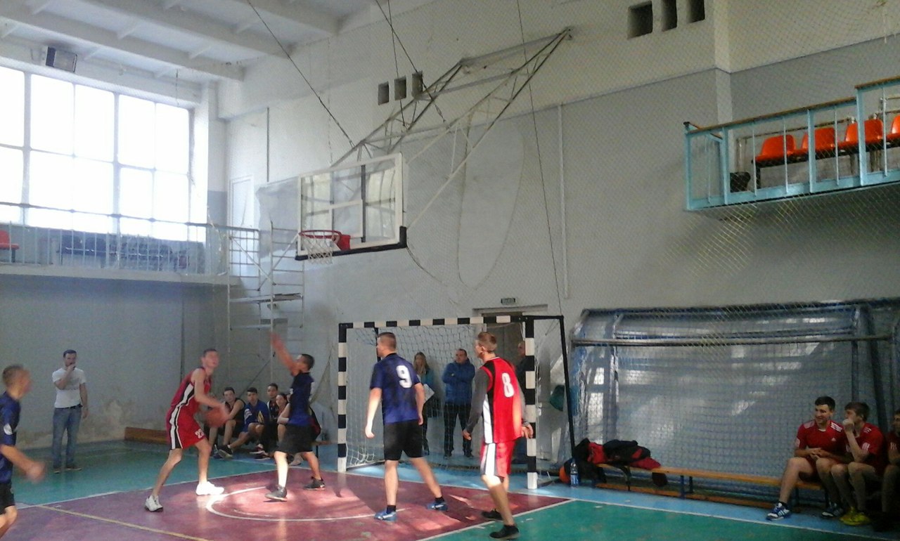 В Харцызске состоялся зональный этап соревнований по баскетболу