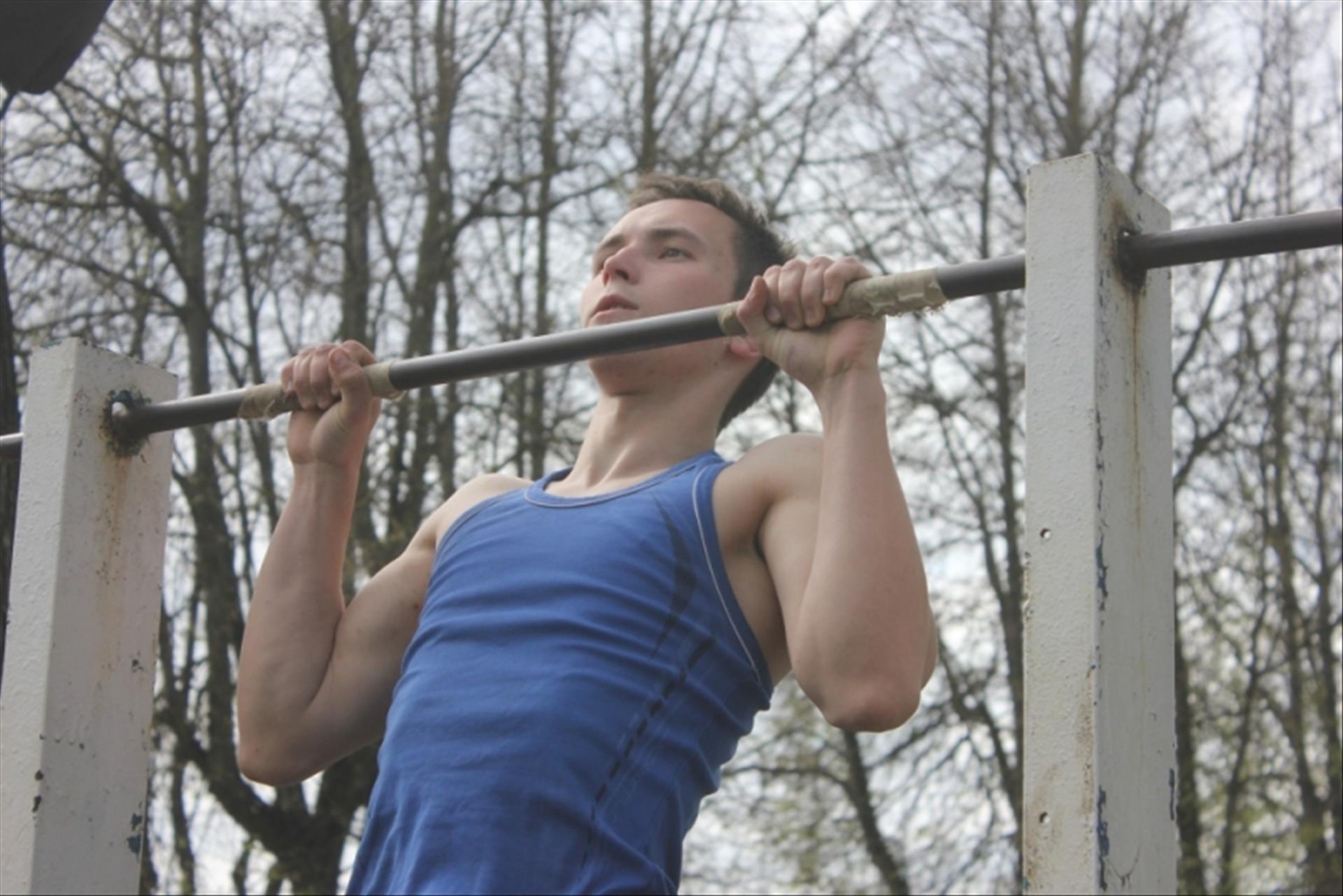 Юноши Донбасса приглашаются на соревнования по силовому троеборью