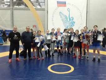 Новогодний турнир по вольной борьбе в Санкт-Петербурге