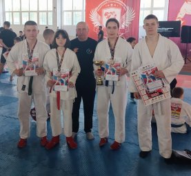 Девять наград завоевали спортсмены ДНР по рукопашному бою на международном турнире  «Битва на Дону»