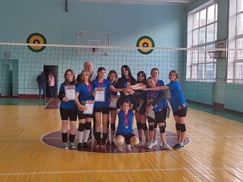 ​В Харцызске состоялся финал Кубка города среди девушек «Звезды волейбола»