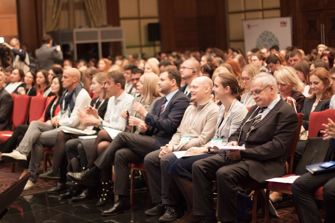 Молодежь ДНР приняла участие в Международном форуме в Санкт-Петербурге