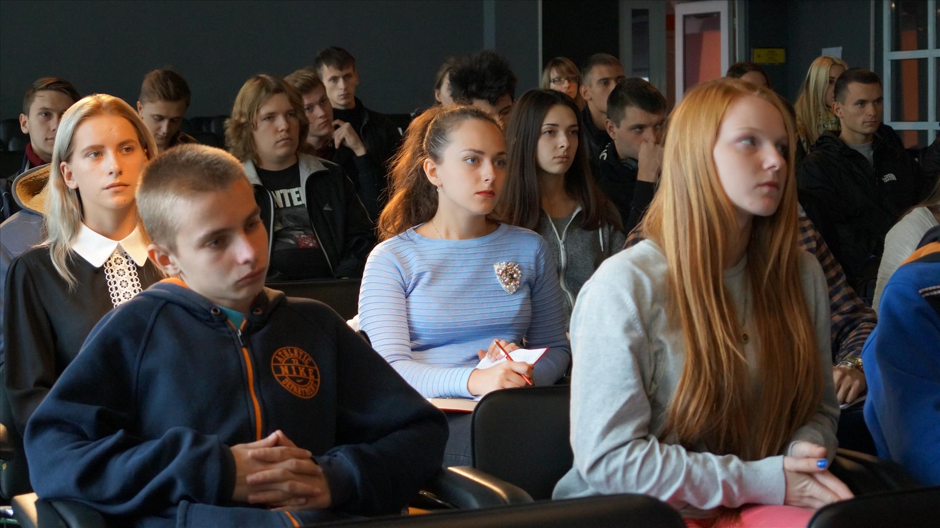 Молодежь ДНР встретилась с экспертами из Ханты-Мансийска